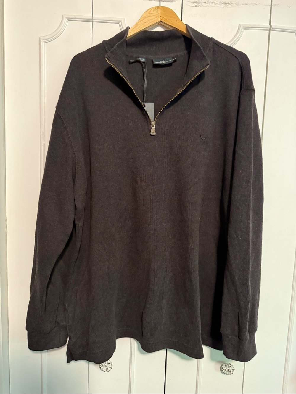 Rodd & Gunn Men's Half-Zip Pullover in Dark Brown